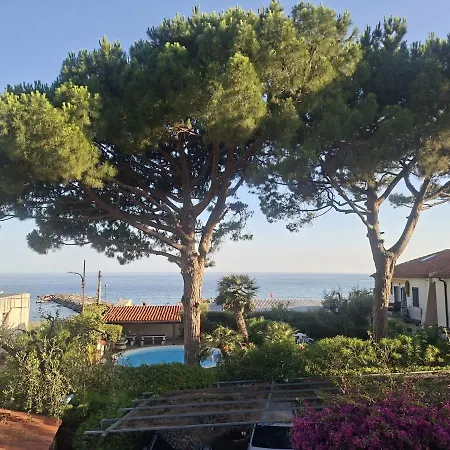 House - Piscina Parcheggio E Appartement San Remo