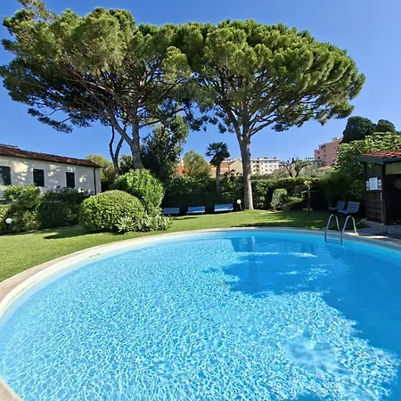 House - Piscina Parcheggio E Appartement
